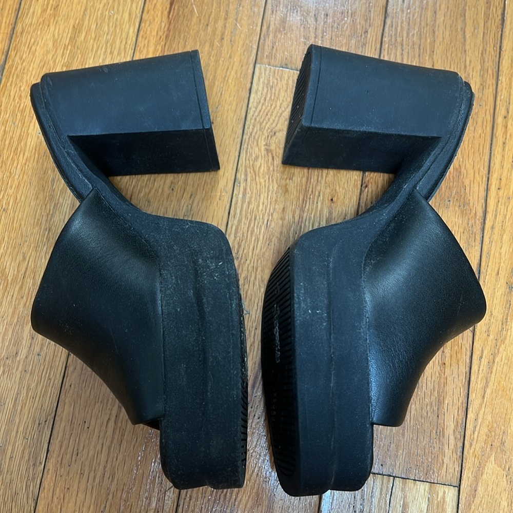 ASOS Platform Sandals - Picture 2 of 3